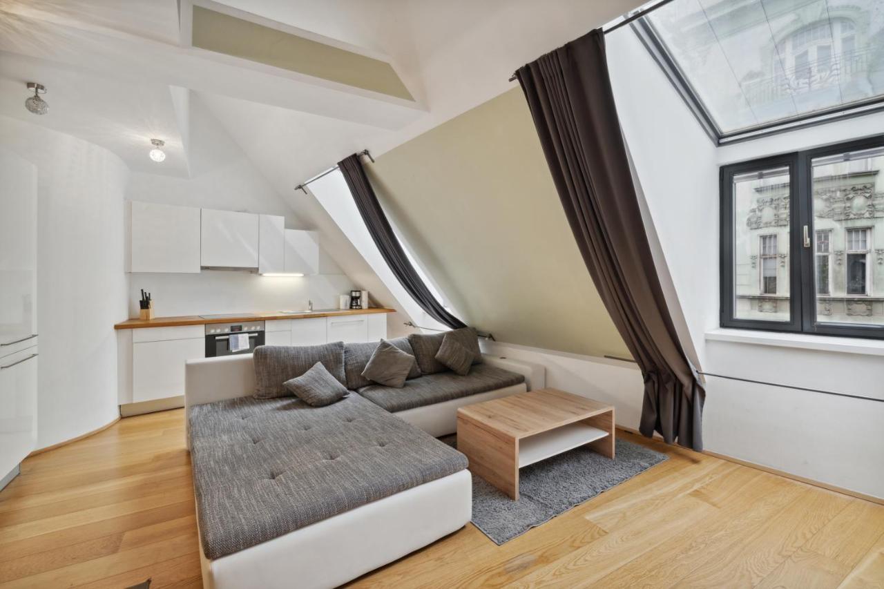 Florian'S Apartments In Mariahilf Wina Bagian luar foto