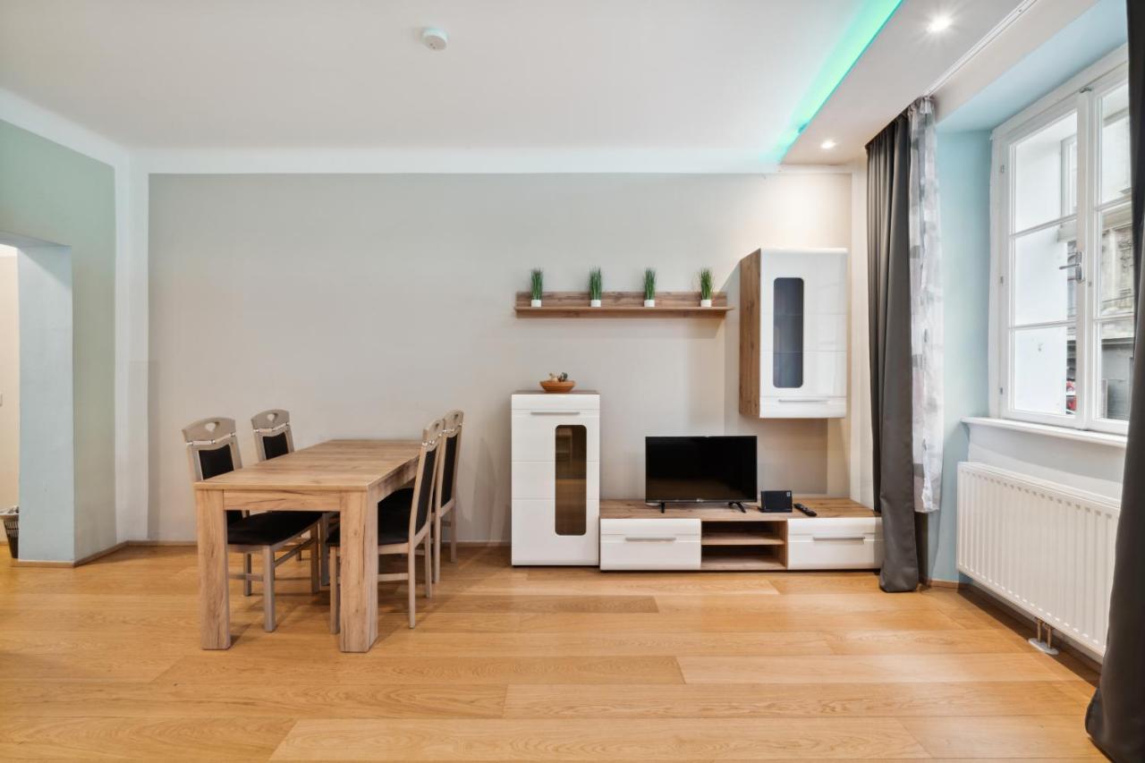 Florian'S Apartments In Mariahilf Wina Bagian luar foto