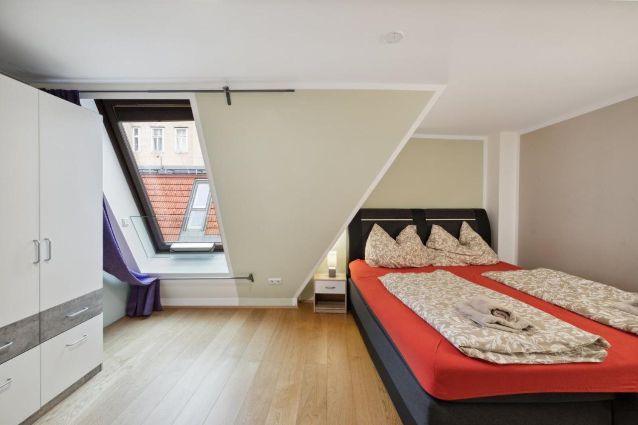 Florian'S Apartments In Mariahilf Wina Bagian luar foto